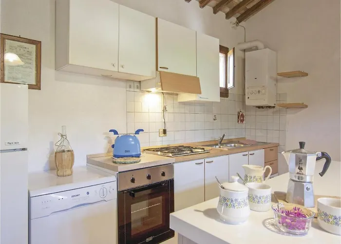 Nyaraló Ensoli Moncioni