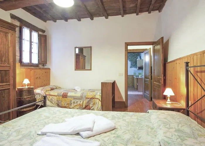 Ensoli Nyaraló Moncioni